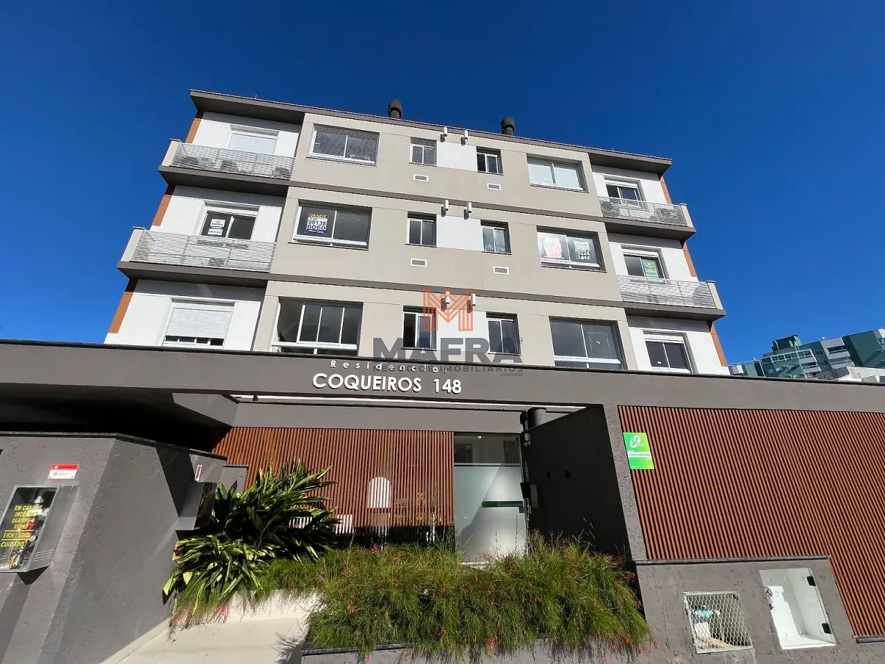 2 dorm. ( suíte ) - Coqueiros
