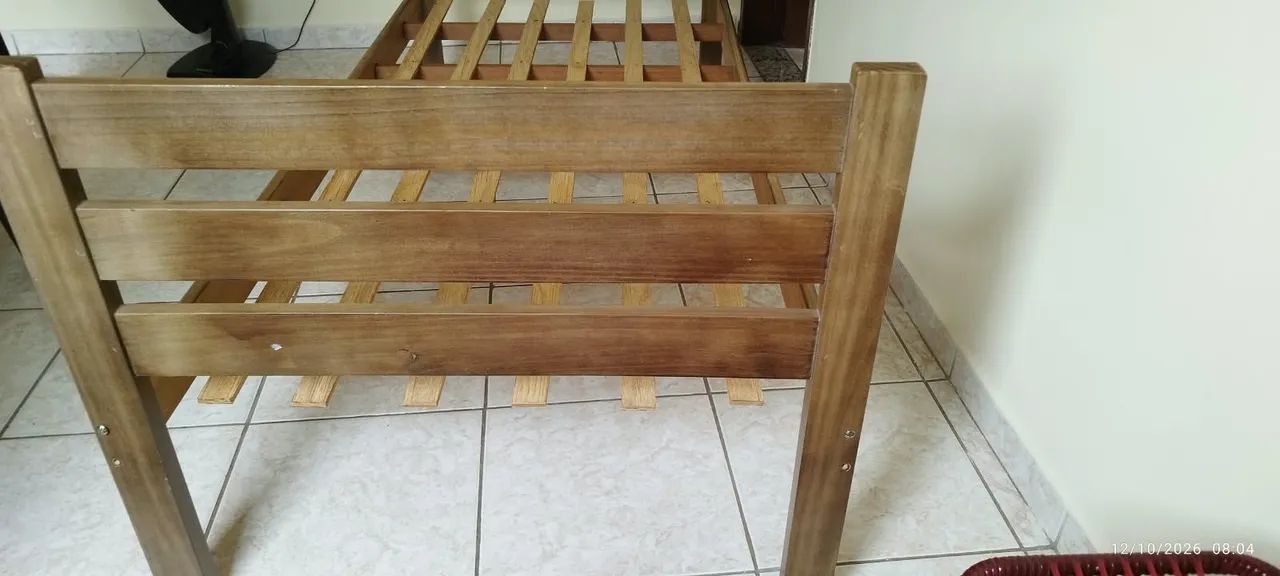 Cama solteira de madeira - Foto 2