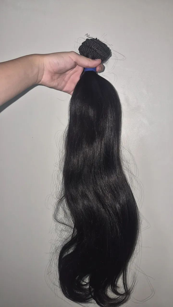Vende-se cabelo na tela para megahair