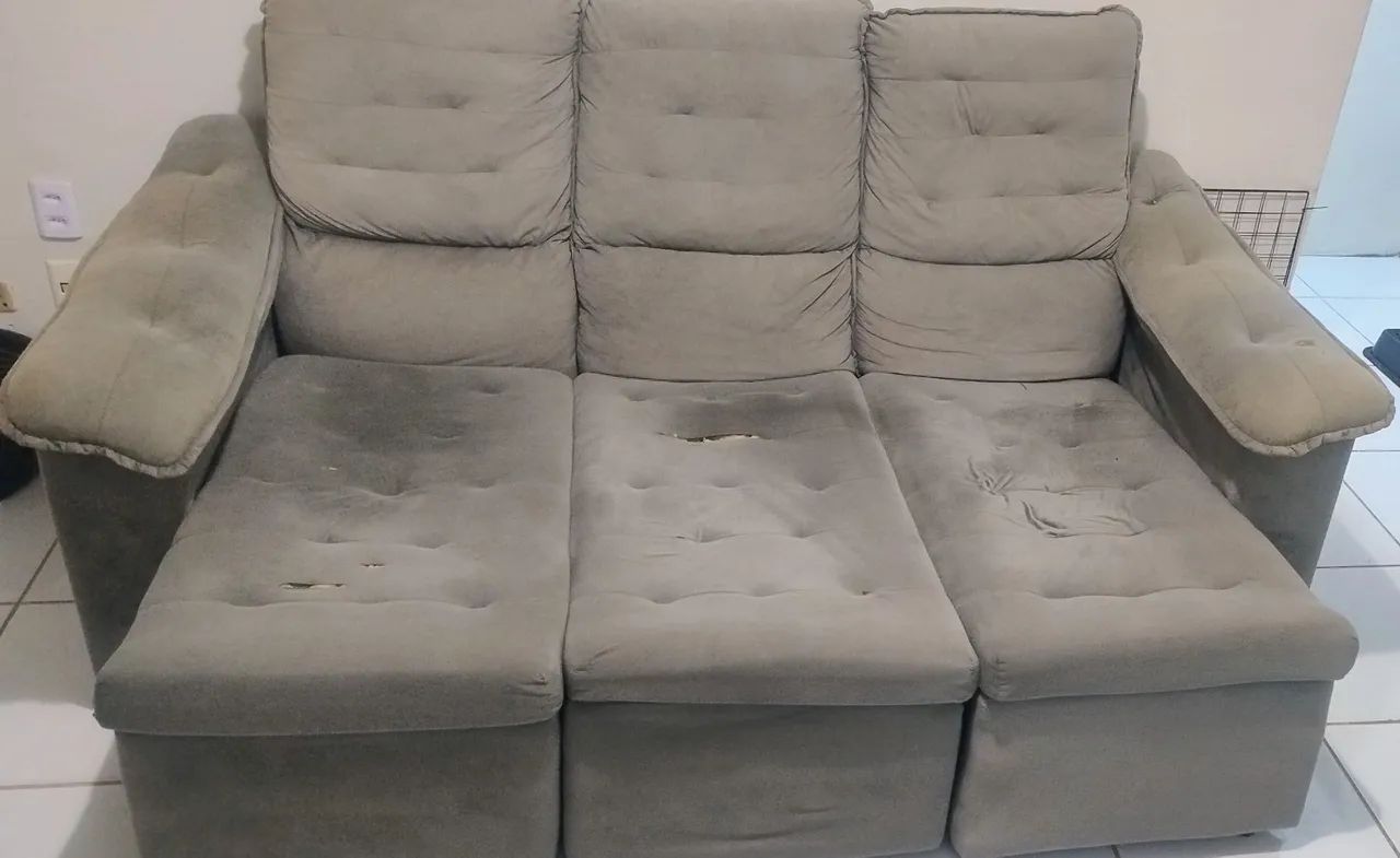 Sofá retrátil de 3 lugares
