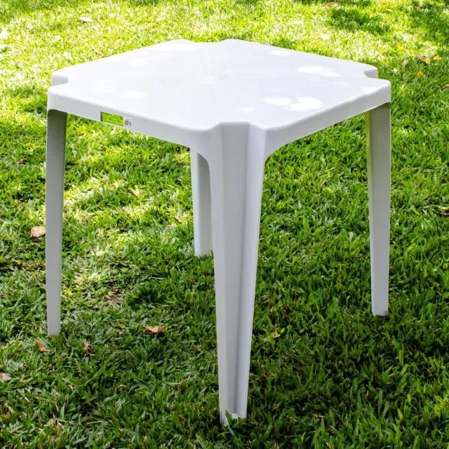 MESA PLASTICA BRANCA TOP PLAST RESISTENTE