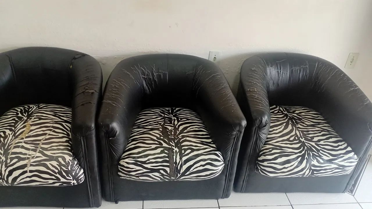 Reforma de cama e poltronas  - Foto 5