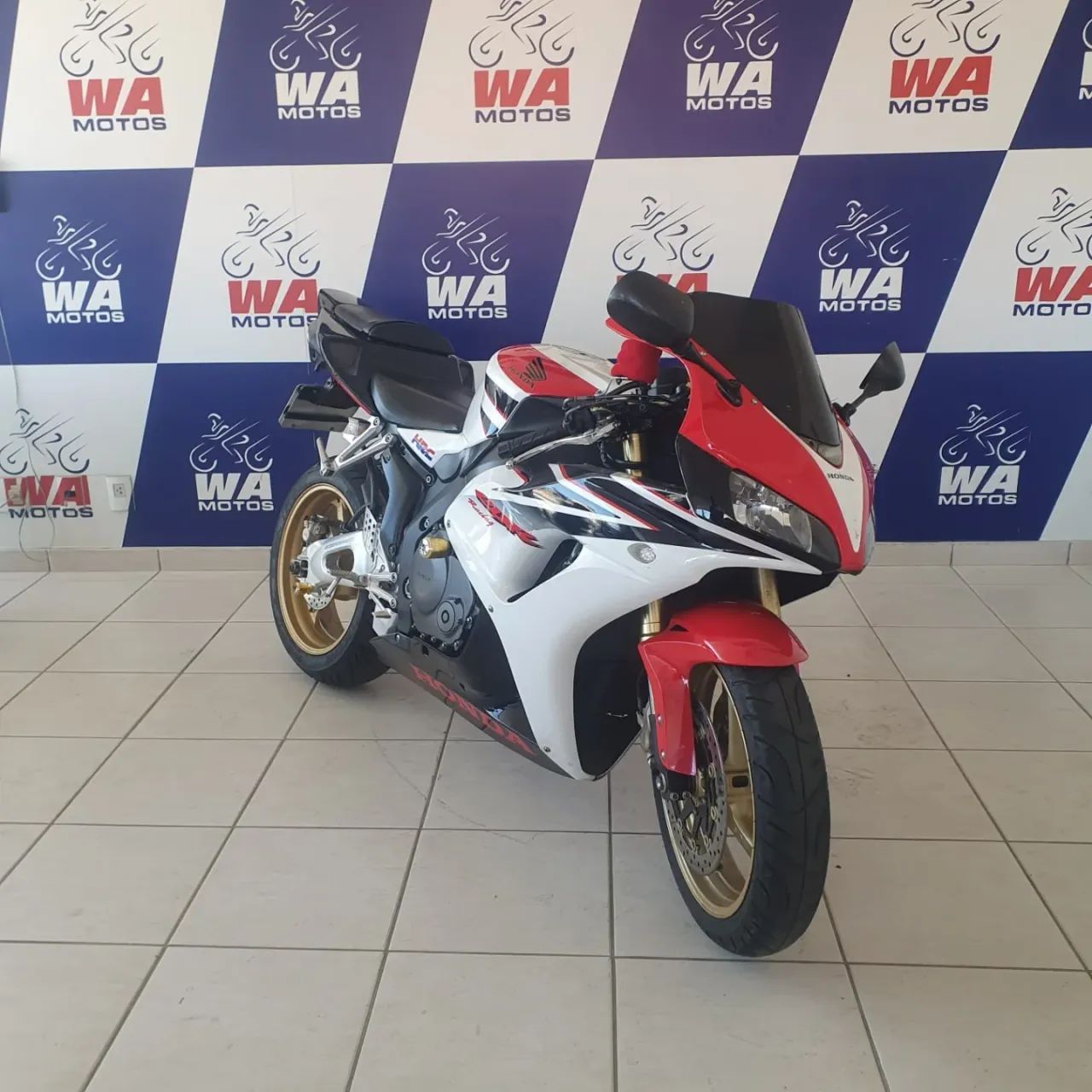 HONDA CBR 1000RR BRANCO 2007 - Foto 2