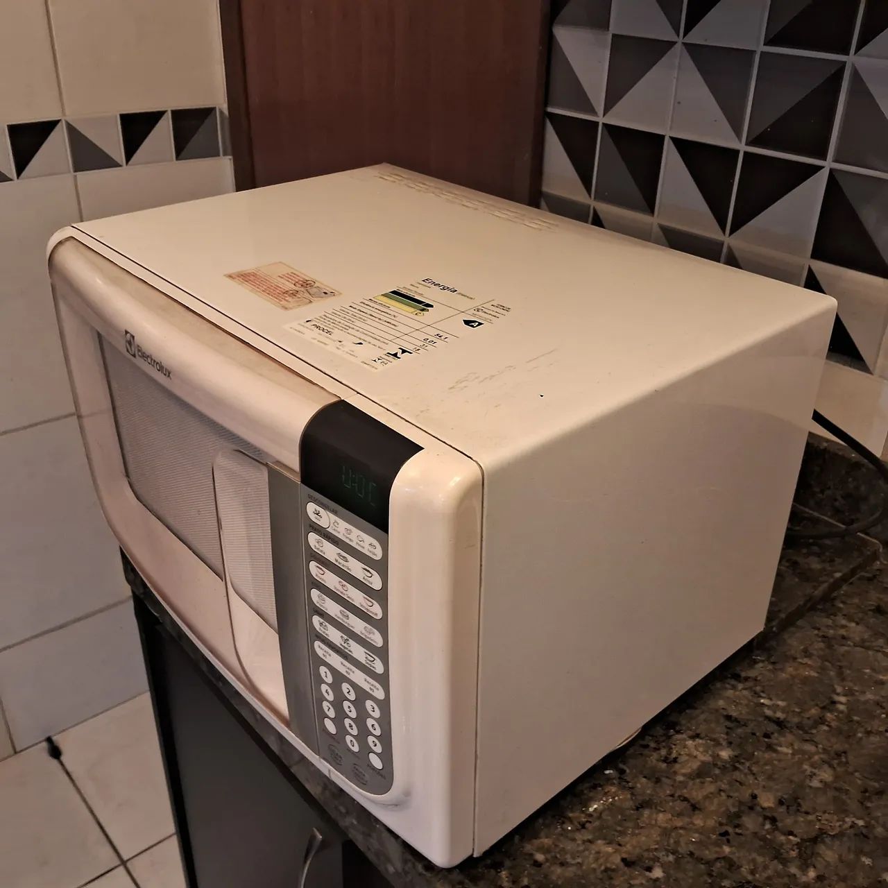 Micro-ondas 31L Eletrolux  - Foto 2