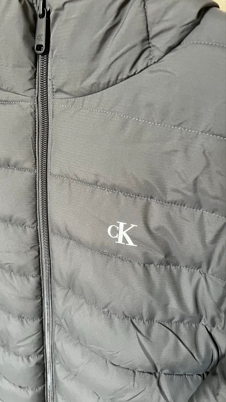 Jaqueta Puffer Calvin Klein Ripstop Empacável Original  - Foto 3