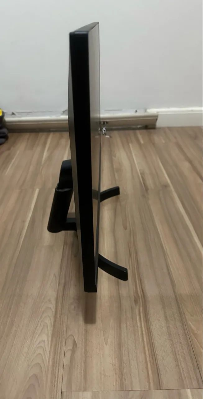 Monitor gamer LG 24 polegadas 75Hz full HD preto  - Foto 3