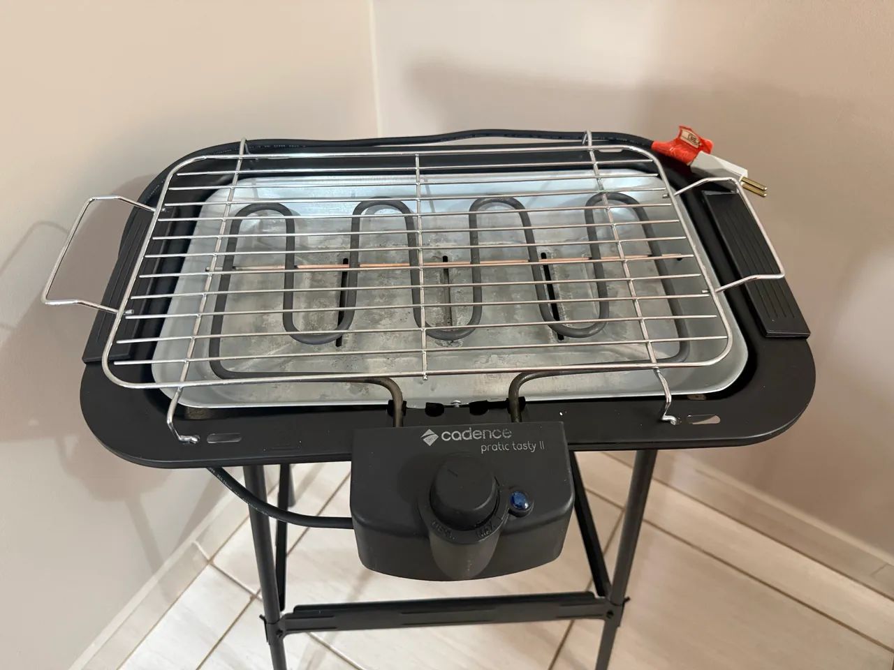 Churrasqueira elétrica 220 V