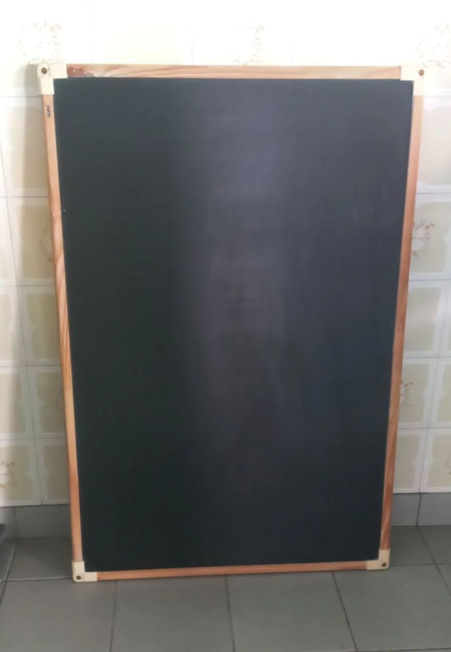 Quadro escolar preto madeira - Foto 4