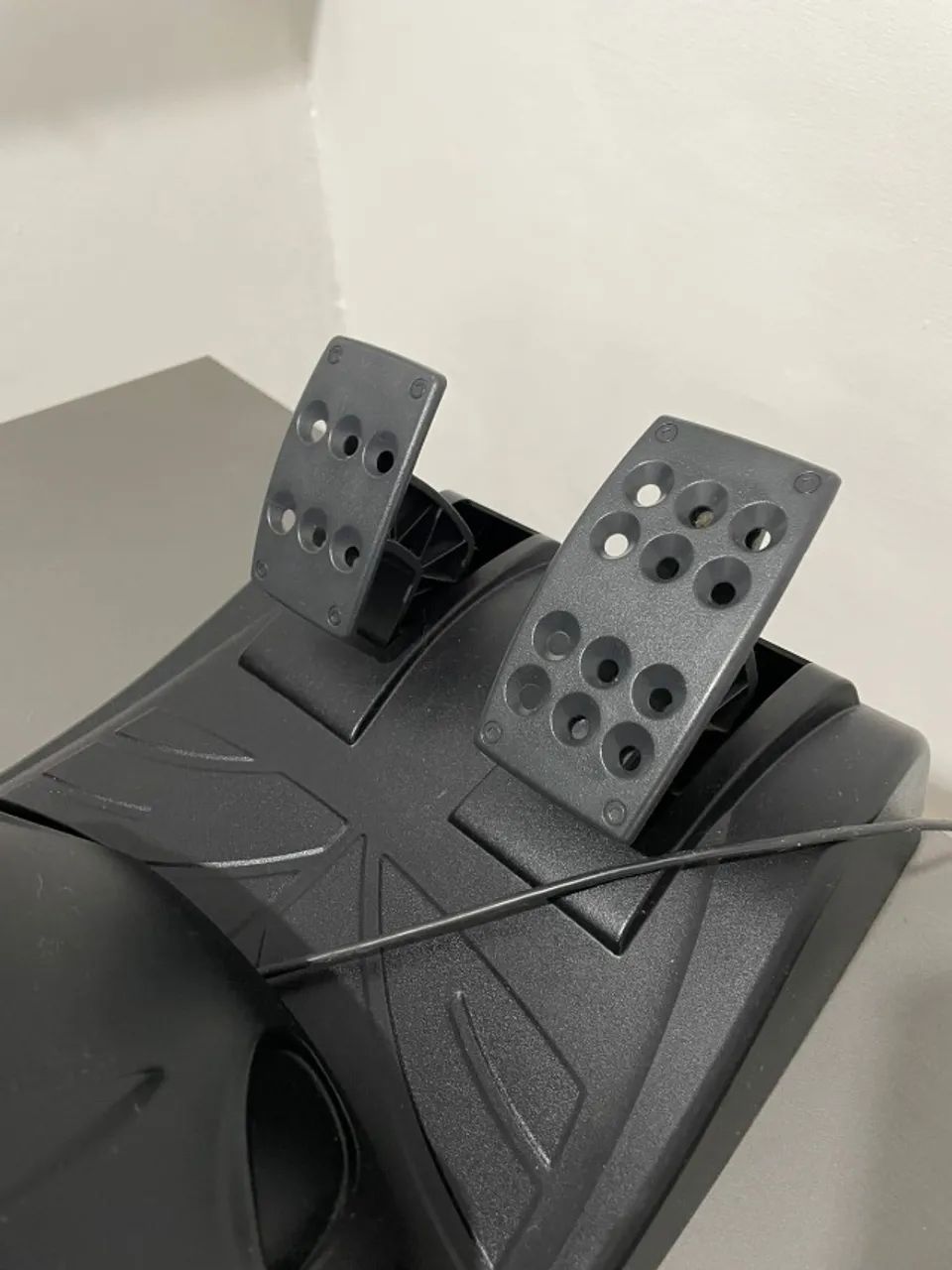 DFP - Volante Logitech Driving Force Pro - Foto 2