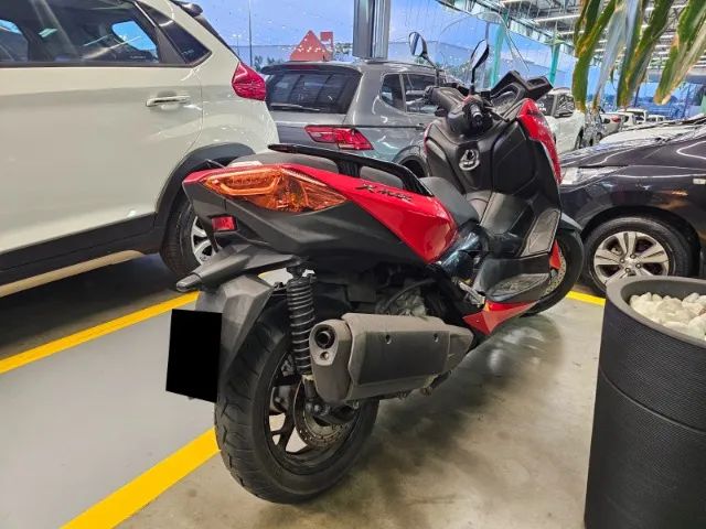 XMAX 250 ABS - Foto 5
