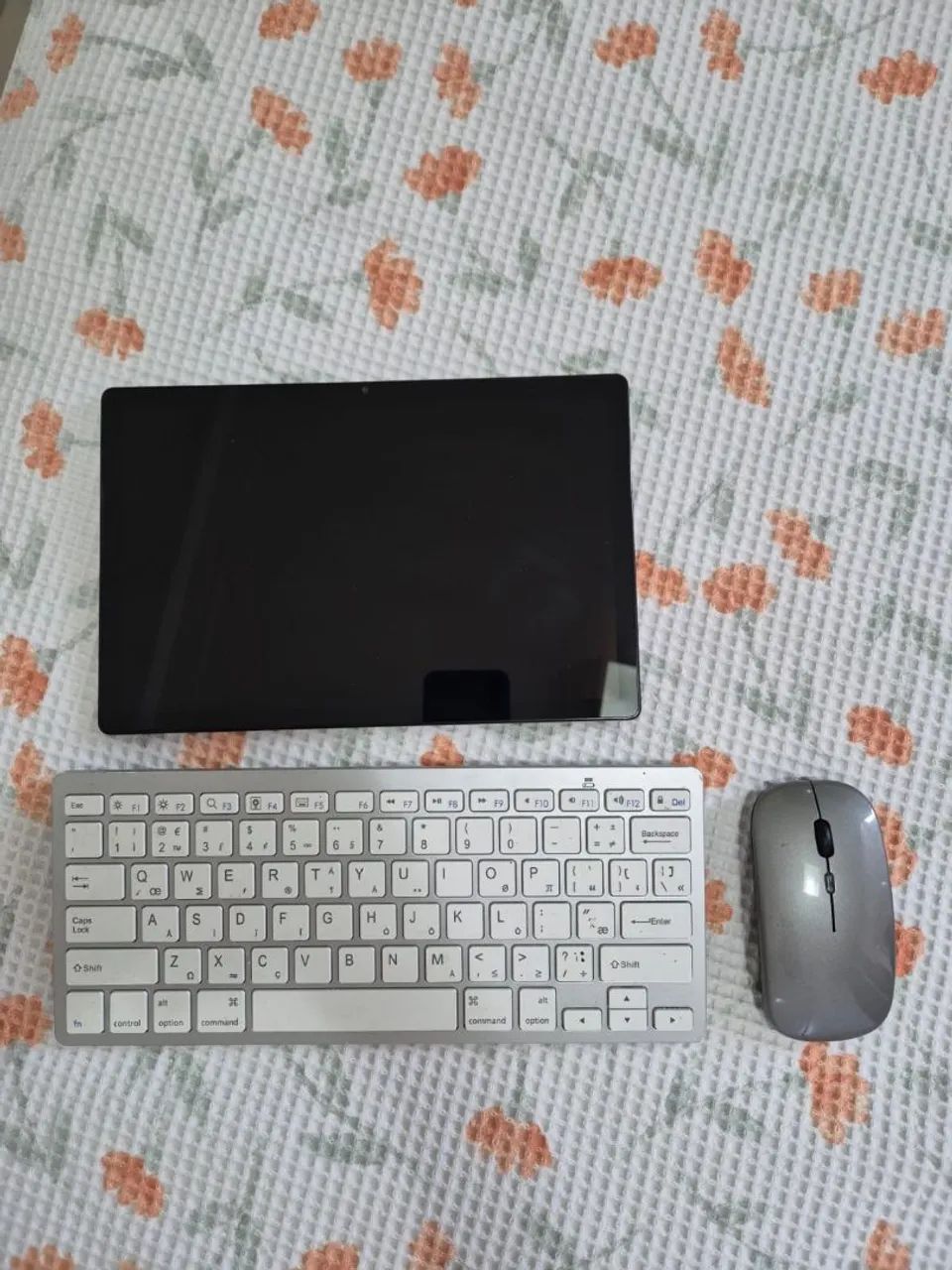 TABLET TAB A8 + CARREGADOR + TECLADO + MOUSE 