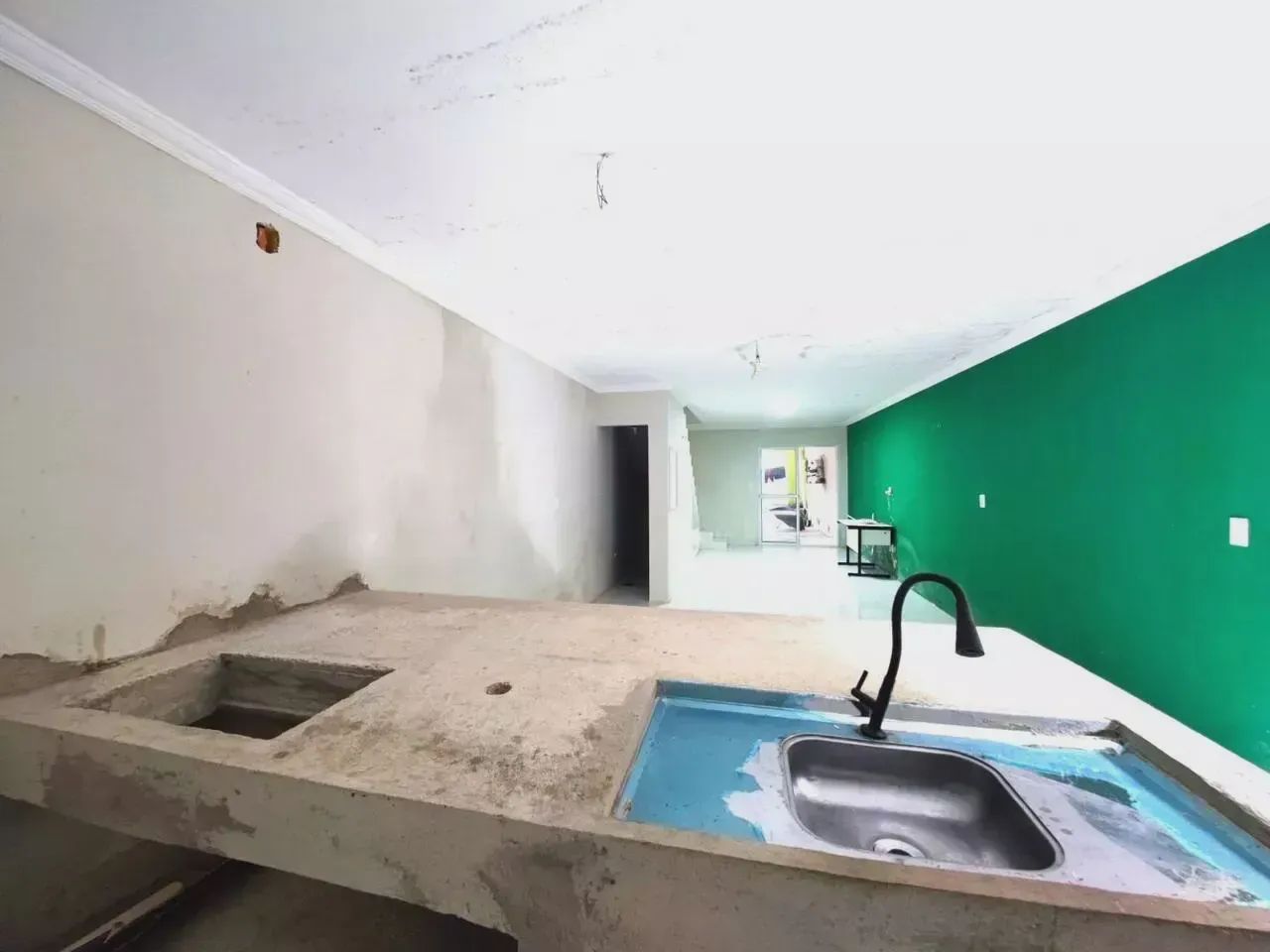 Casa Duplex no Dias Macedo, " Não financia'' - Foto 4