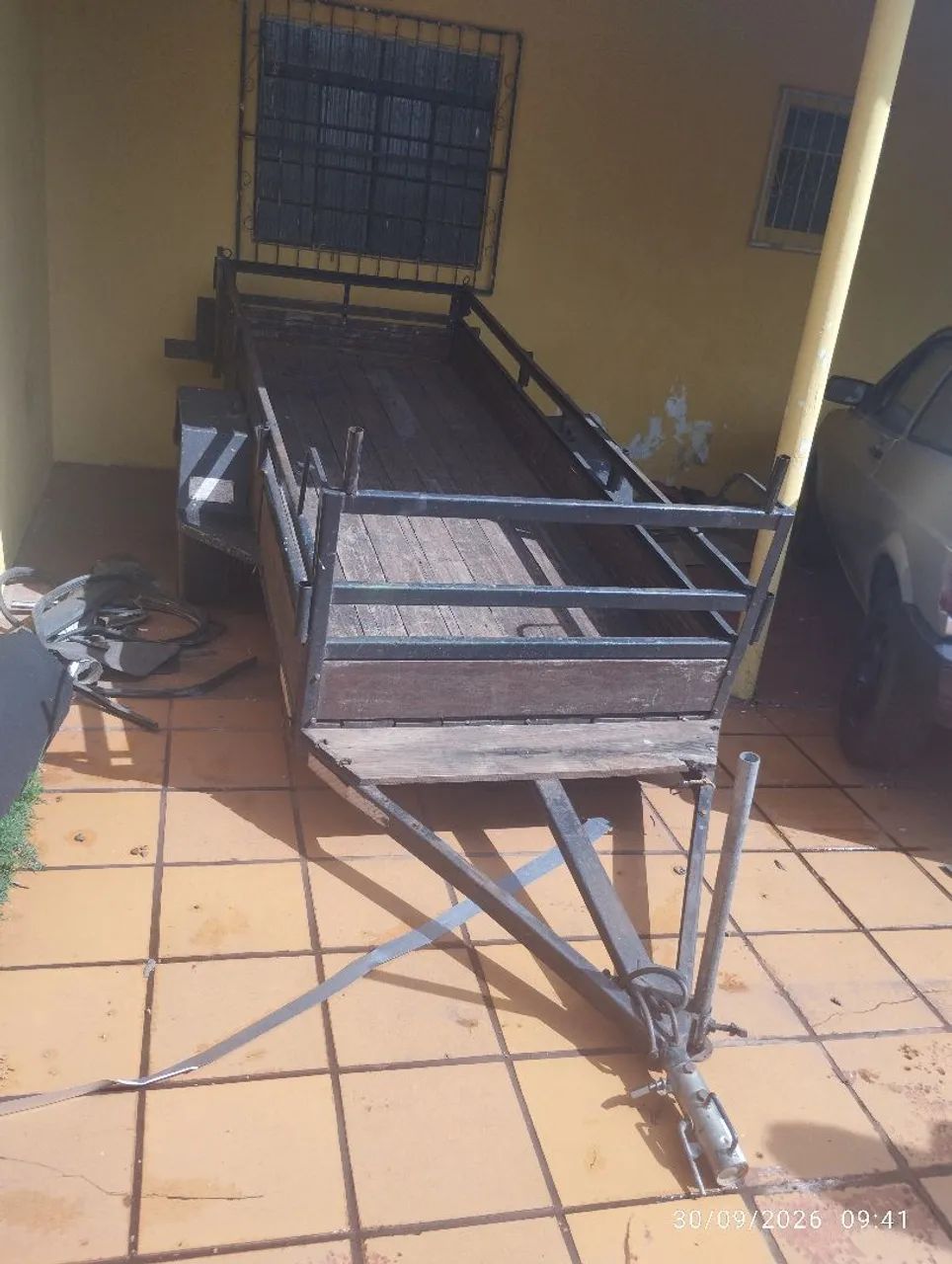 Carretinha documentada com placa - 3m x 1m