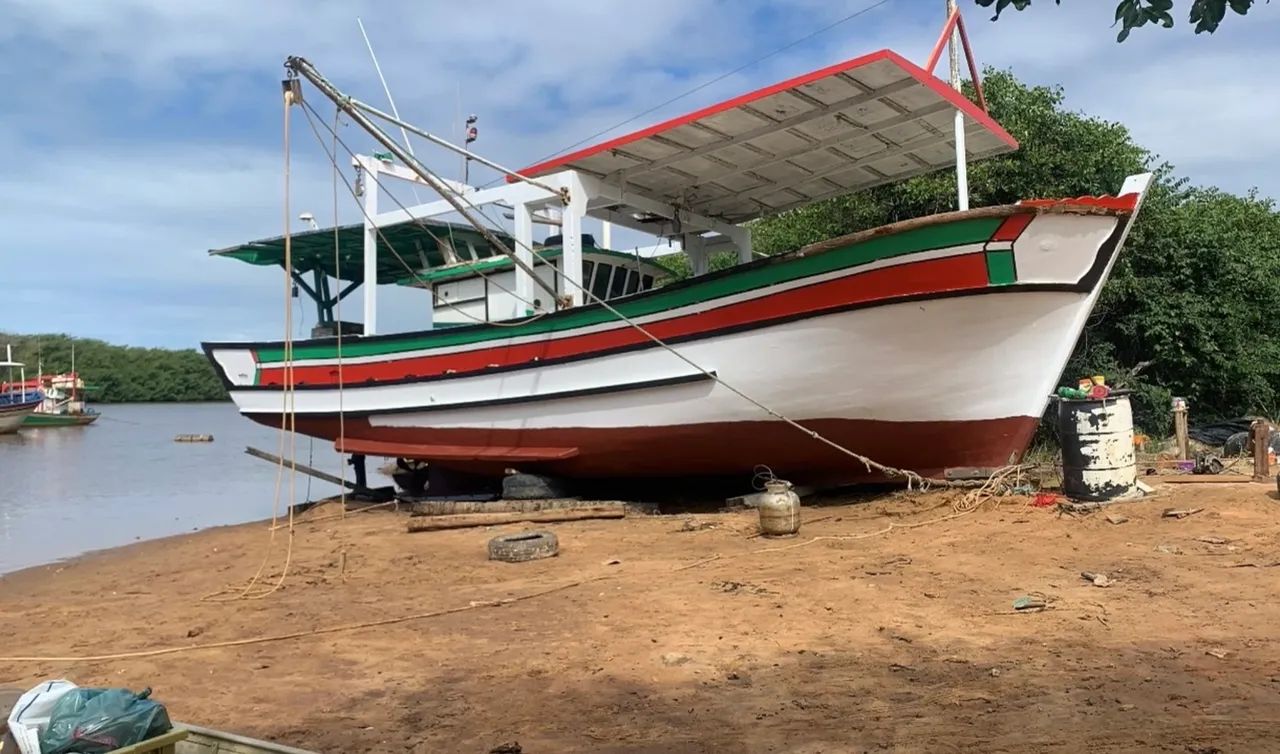 Vendo barco de pescar de arrasto - Foto 5
