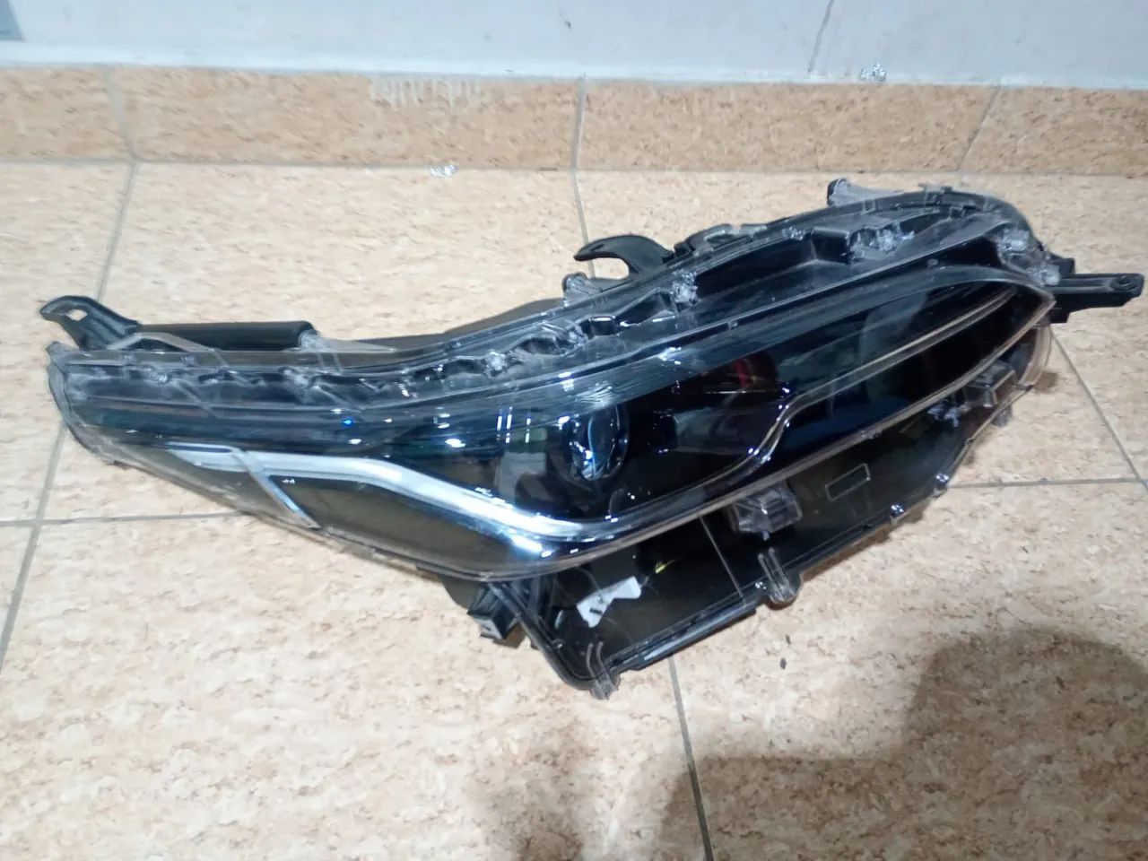 Farol direito sw4 2021 a 2023 - Foto 4