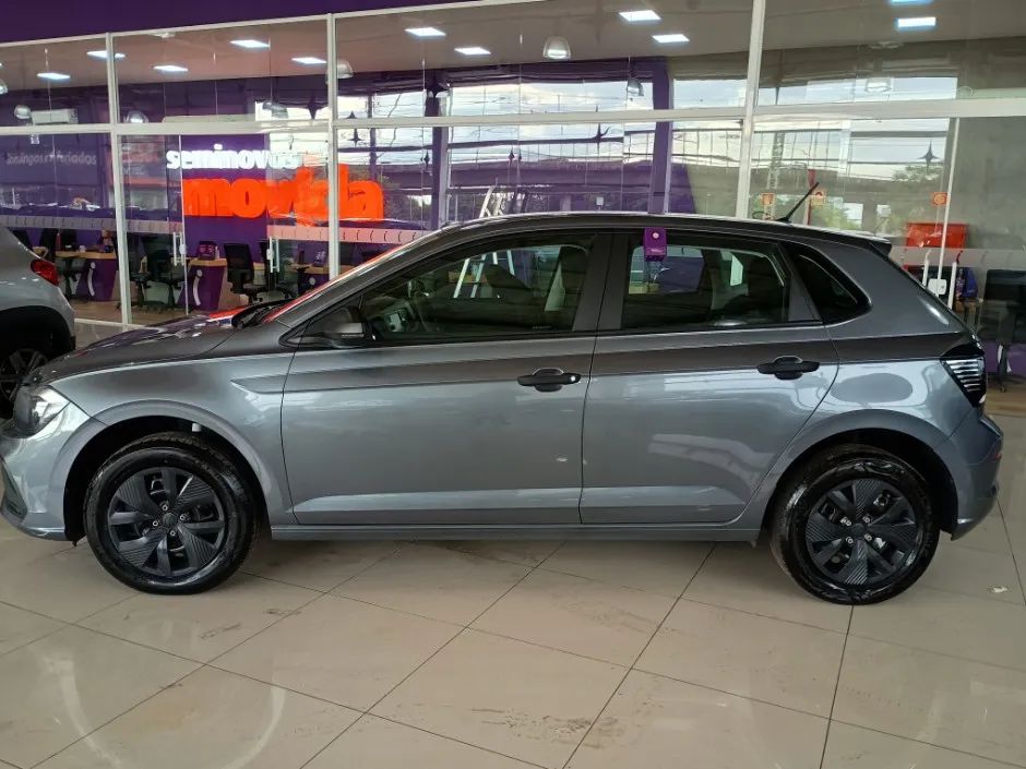 Volkswagen Polo Track 1.0 Flex 12V 5p, foto 4 de 8