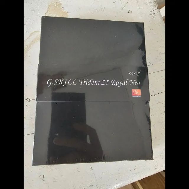 Memória RAM DDR5 G.SKILL Trident Z5 Royal Neo 32GB (2x16GB) AMD Expo 8000MHz CL38 - Foto 2