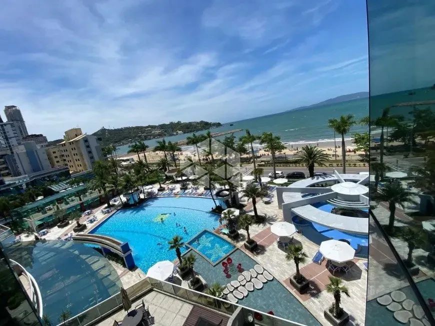 Apartamento com 5 suítes (1 master) e 3 vagas, 352 m² - Centro - Itapema/SC - Foto 5