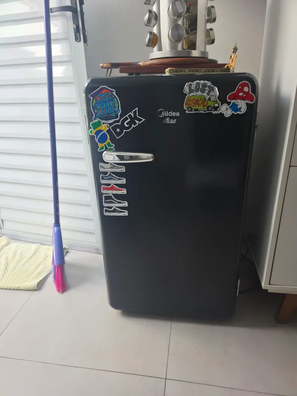 Frigobar Midea Retro