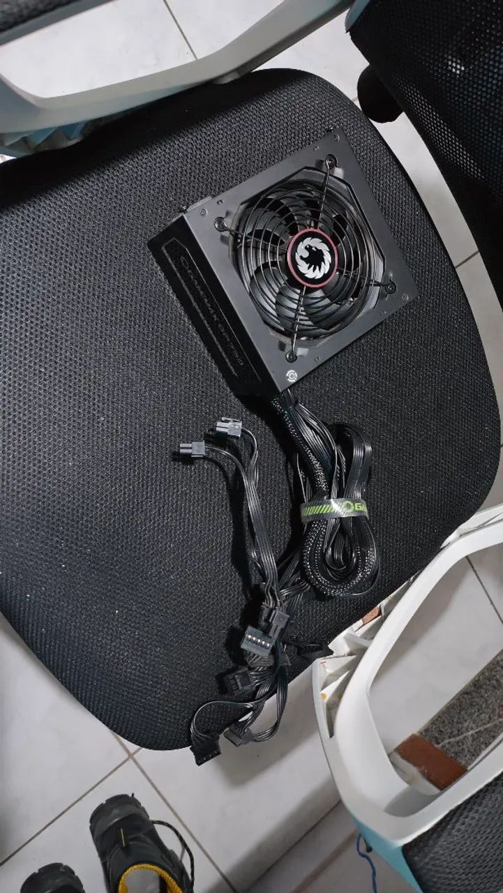 Fonte Gamemax GP750 - Foto 4