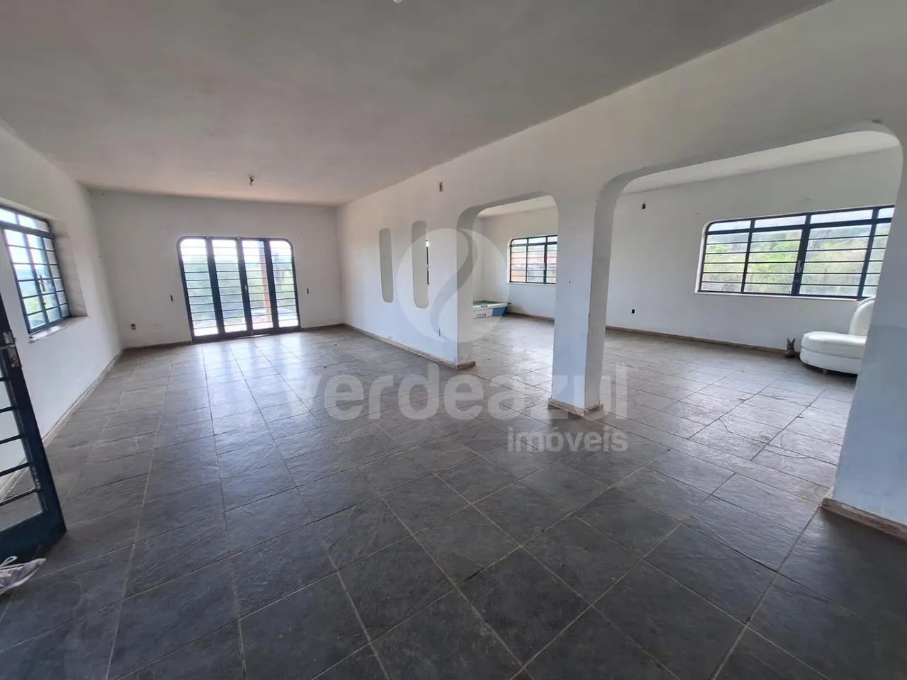 Sitio com 120milm² com casa com 6 dormitórios em Jaguariuna-SP. - Foto 3