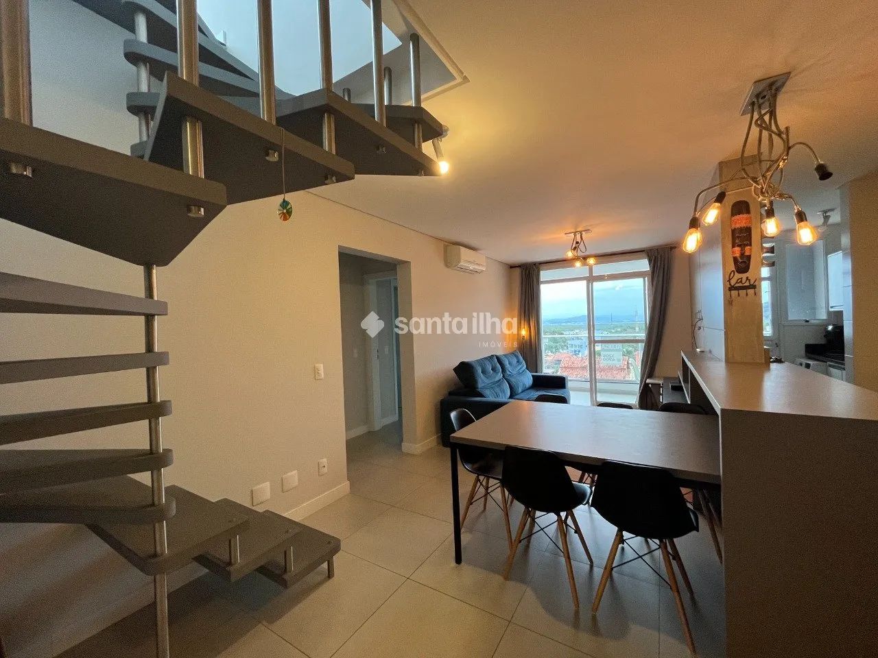 Apartamento duplex, com 3 dormitórios para alugar, 114m² - Campeche - Florianópolis/SC
