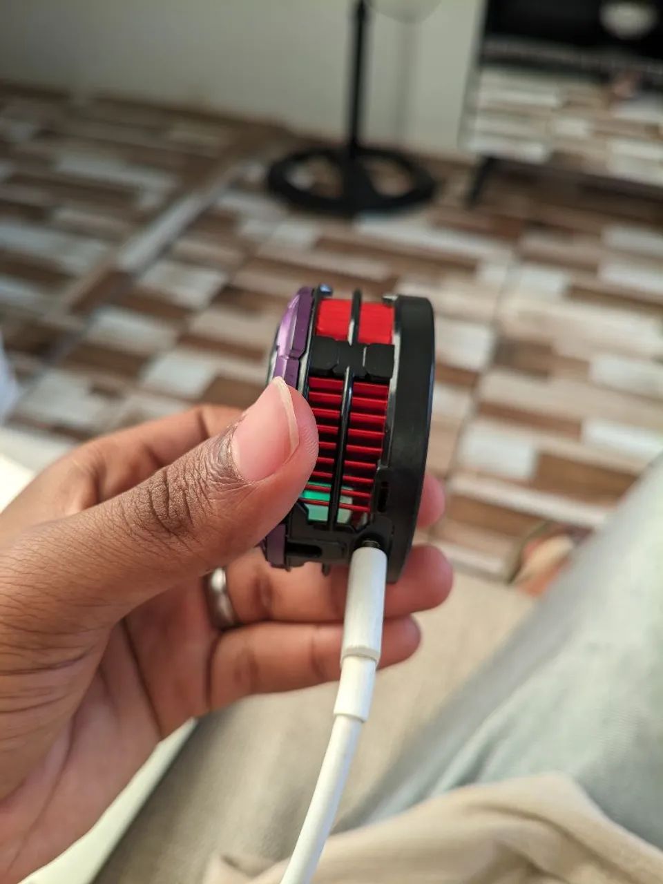 Cooler magnético para celular + Brinde - Foto 3