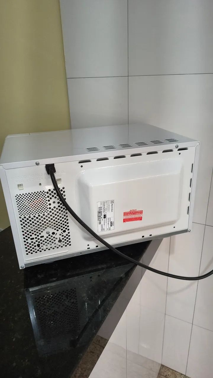 Microondas 23lt Electrolux Oportunidade  - Foto 2