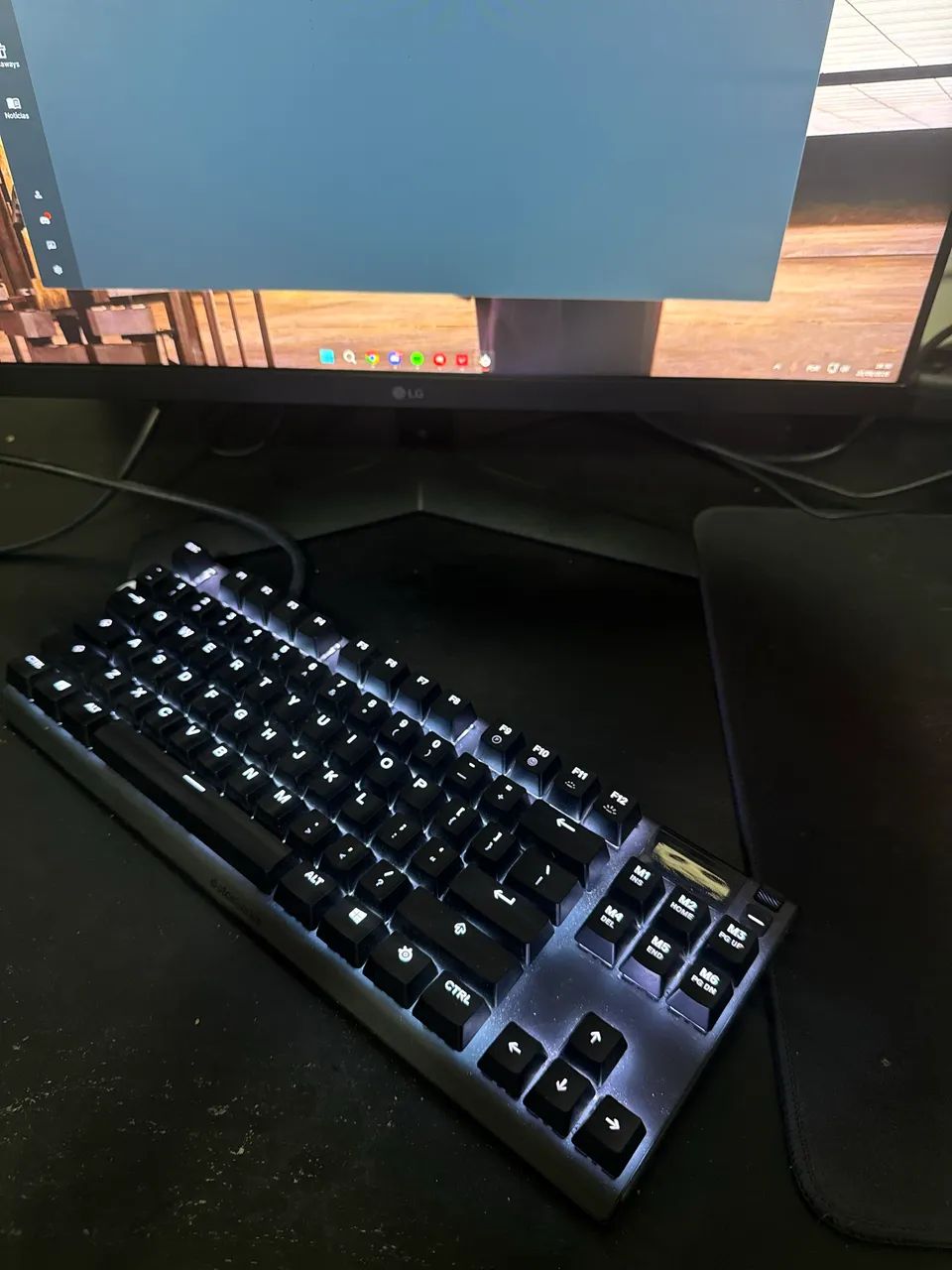 Apex Pro Tkl 2019 (sem nenhum led queimado) - Foto 3