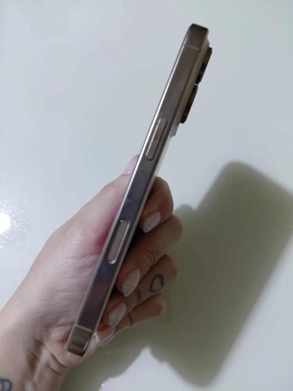 iPhone 16 pro 128g - Foto 3