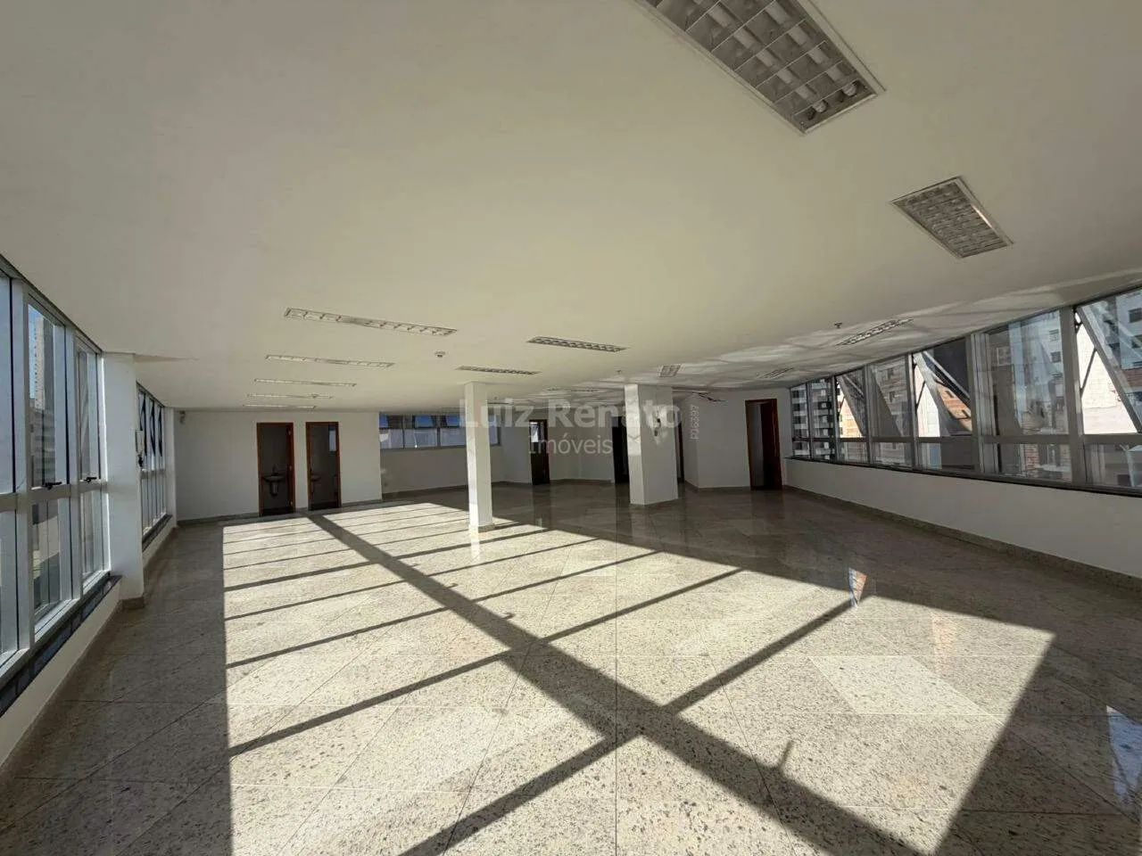 Andar corrido para aluguel, 173m² no Lourdes - Foto 3