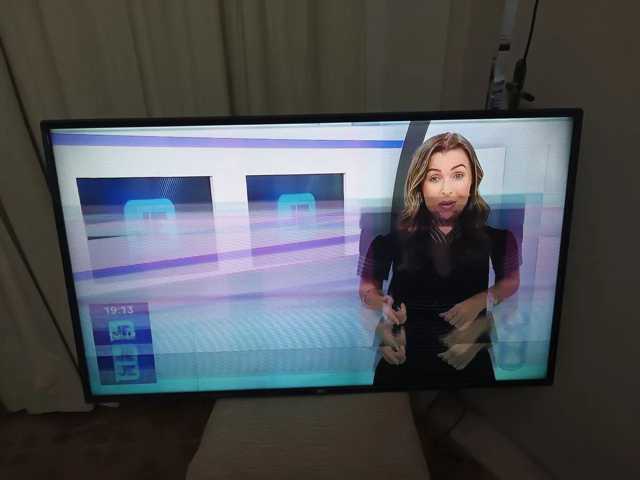 Tv LG 49 smart defeito  - Foto 3