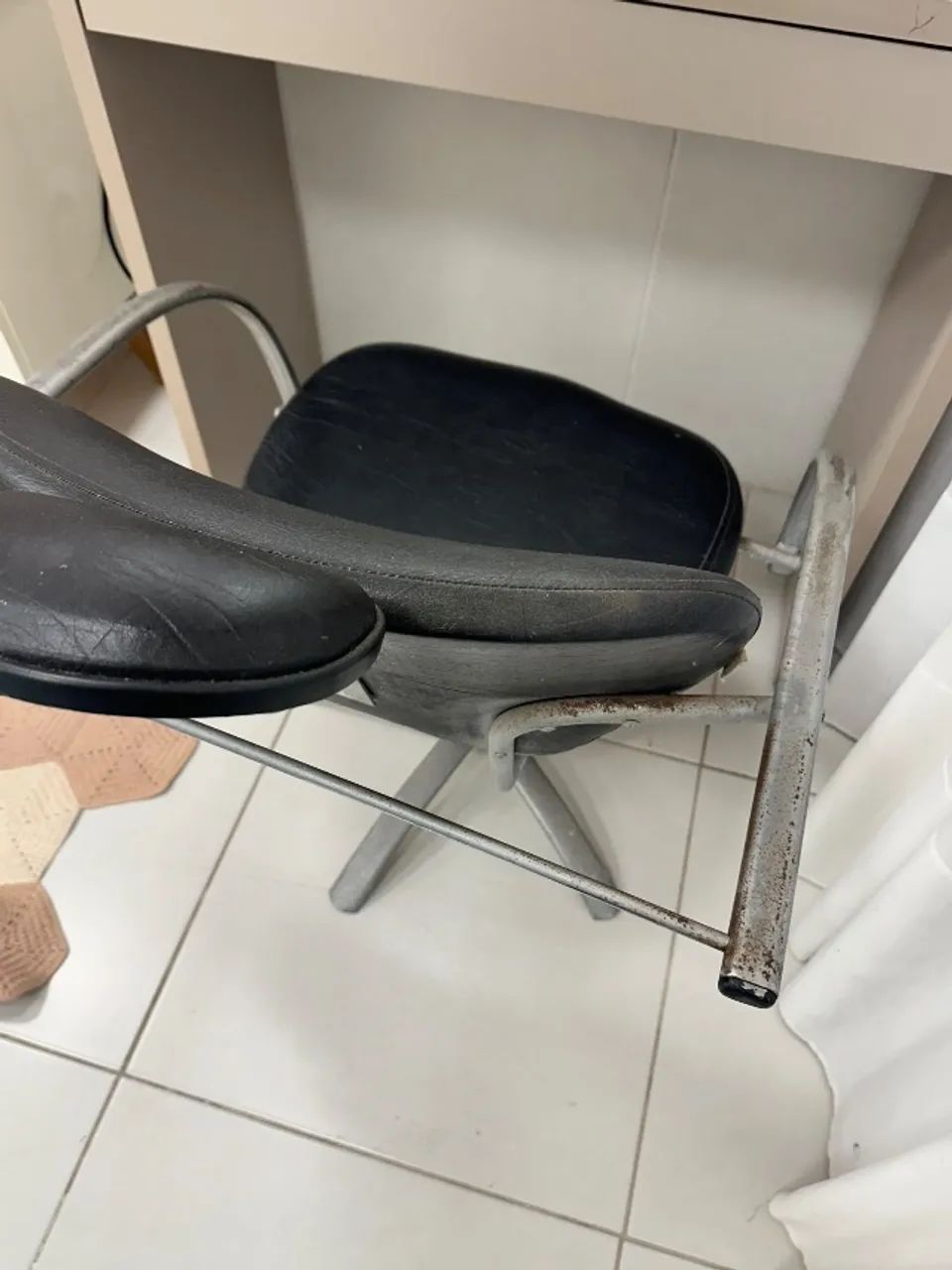 Cadeira de cabeleireiro - Foto 2