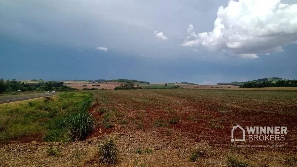 Área as margem da PR 323 - Foto 3