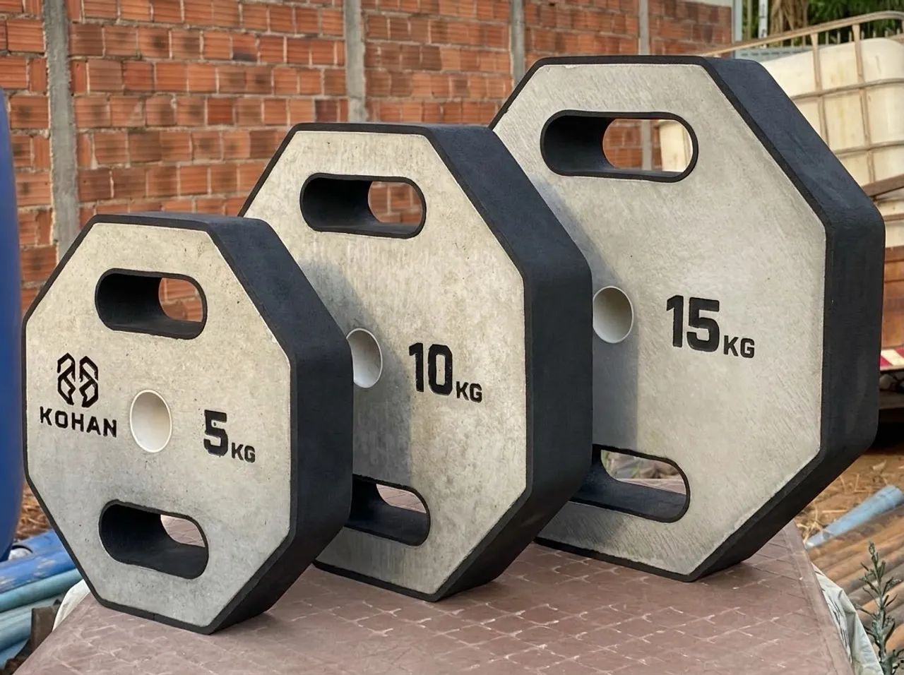 Kit de Musculação 80kg com Barra e Halteres