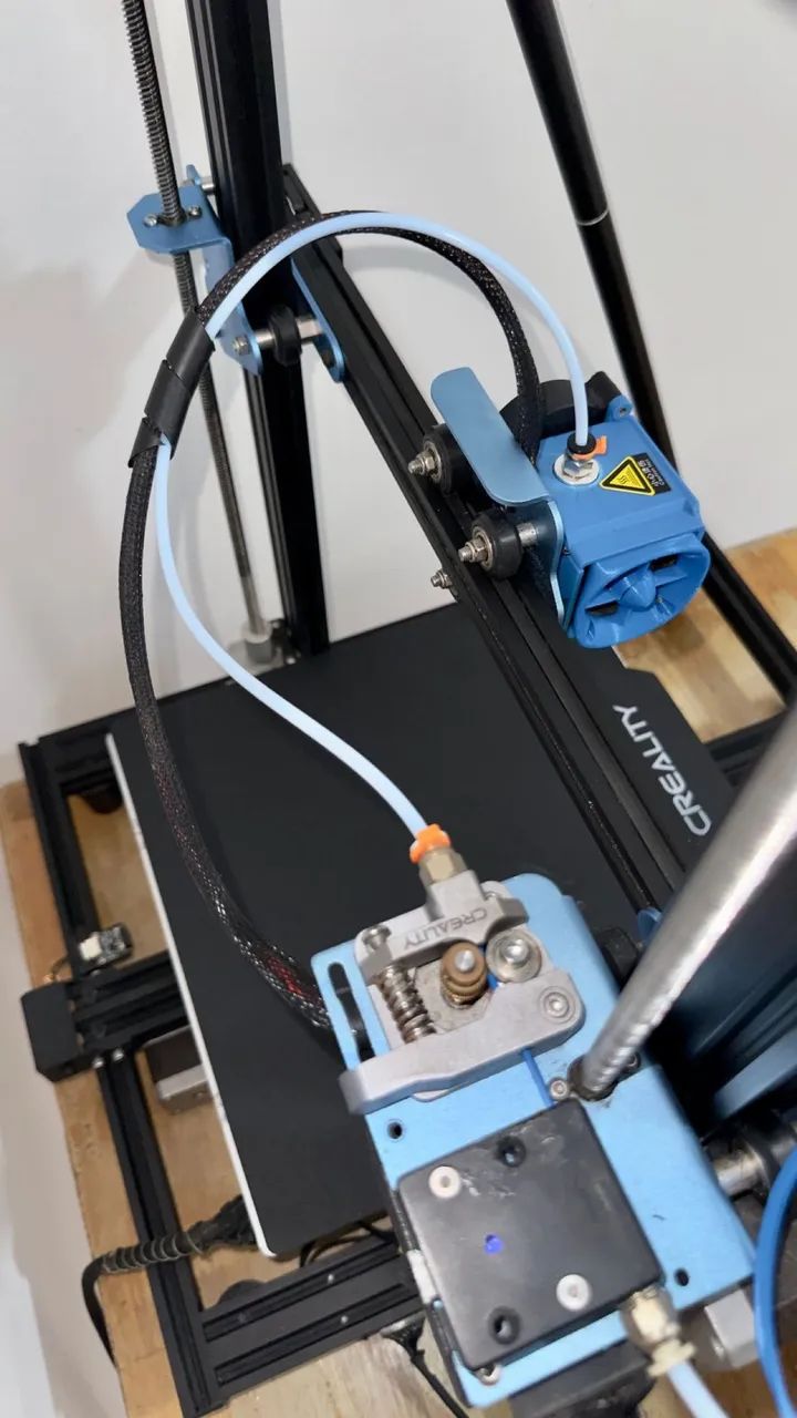Impressora 3D Creality CR-10 V2 - Alta Precisão, Silenciosa e com Área 300×300×400 mm! - Foto 2