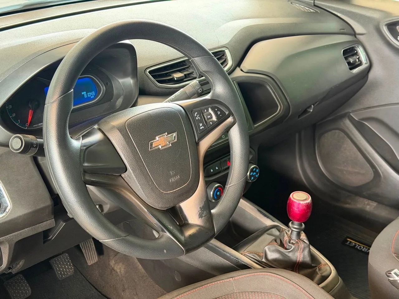 Chevrolet Onix 2016 - Foto 4