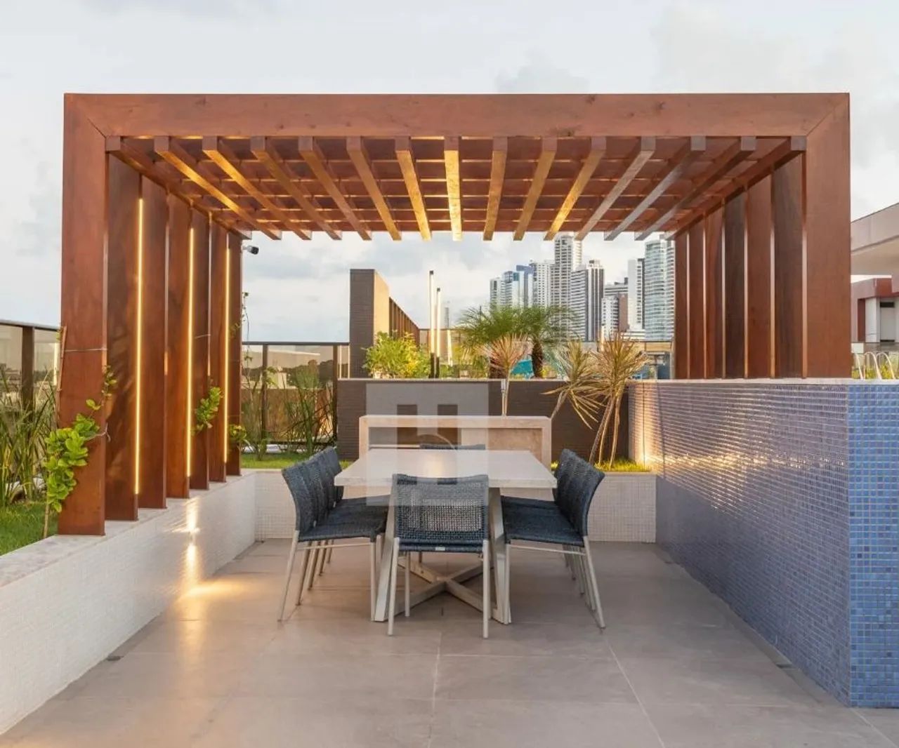 SALA - TAMBAÚ - Com 118,10m². - Foto 2
