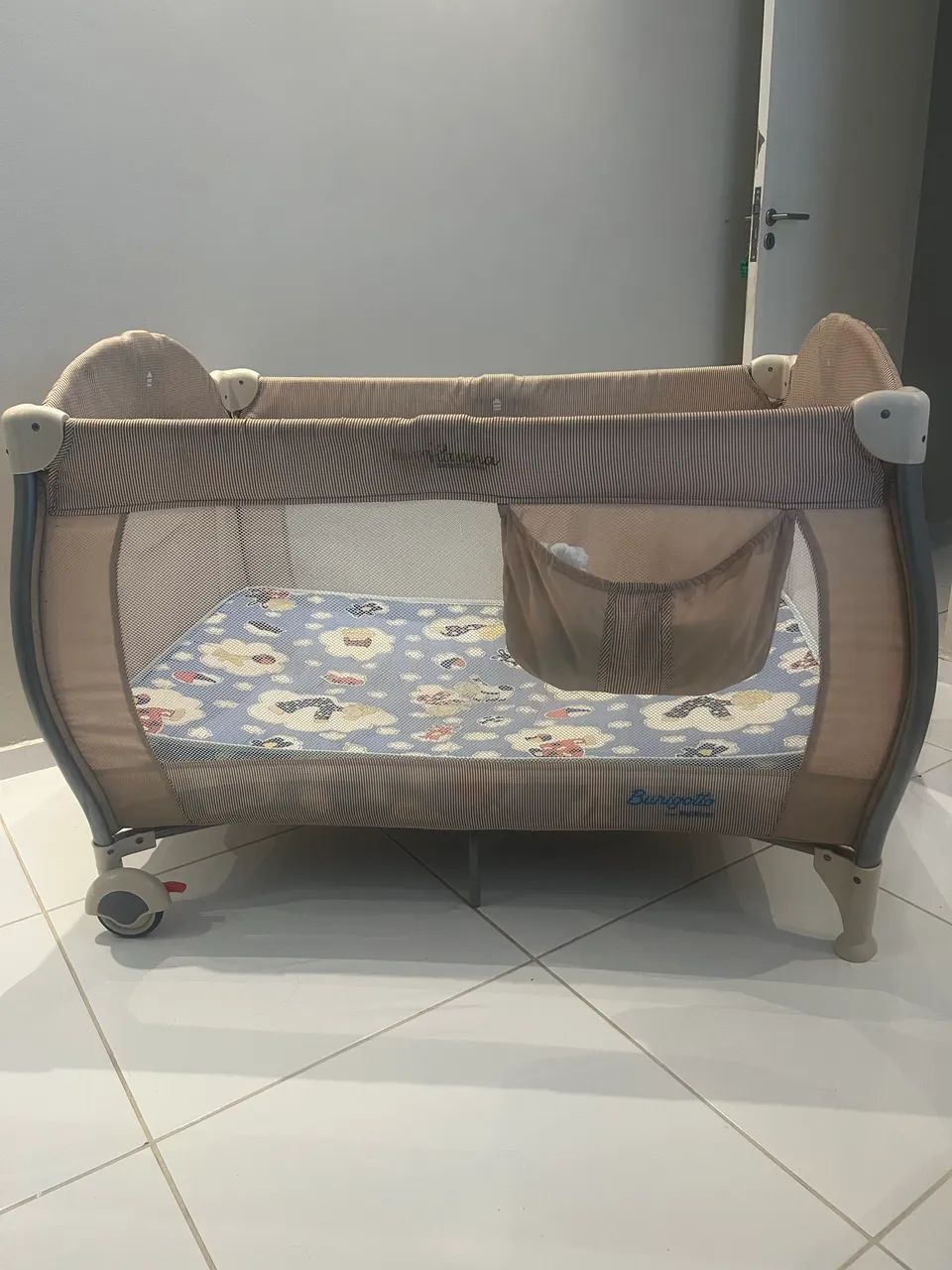 Berço Burigotto- cor bege completo 