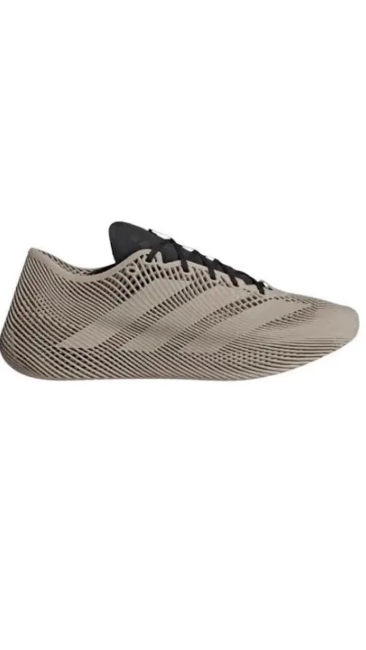 Tênis adidas 