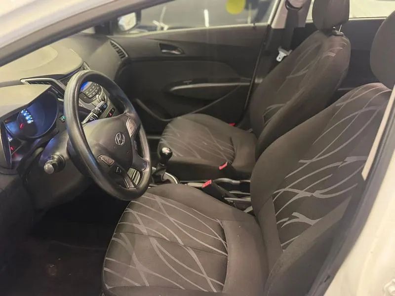 Hyundai HB20 Comf./c.plus/c.style 1.0 Flex 12V 2015 - Foto 4