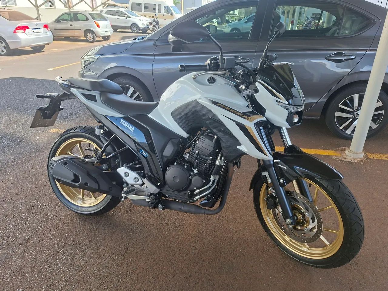 Fazer 250 - Foto 2