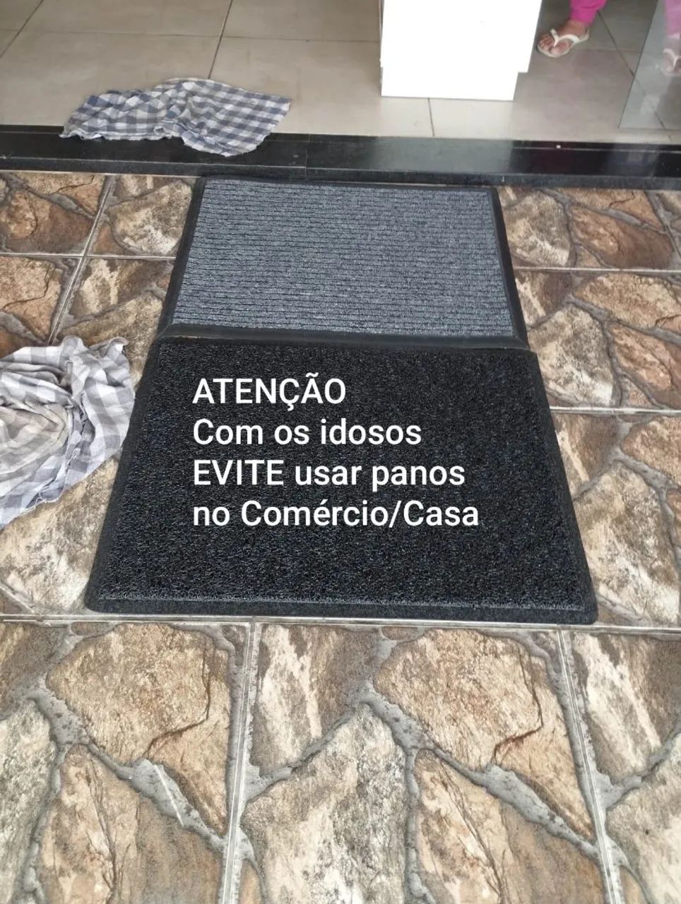 CUIDADO COM OS IDOSOS 