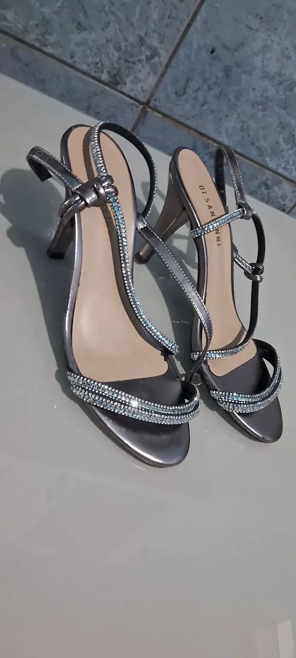 Vendendo essas peças de roupa  - Foto 4