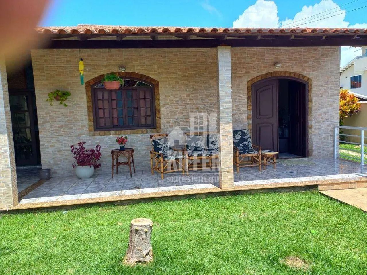 Casa com Varanda, 2 salas, 3quartos sendo 1 suíte Piscina e Churrasqueira - Foto 2