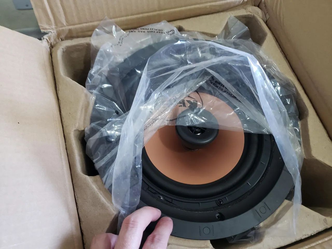 Caixas de embutir Klipsch CDT-5800-C II - Atmos 8 polegadas angulável   - Foto 4