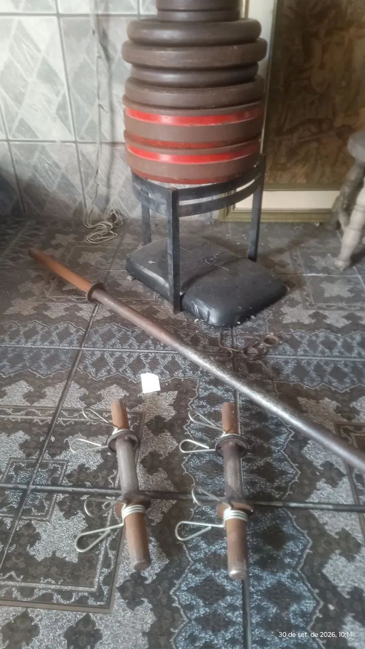 Anilhas e barras para musculação  - Foto 4