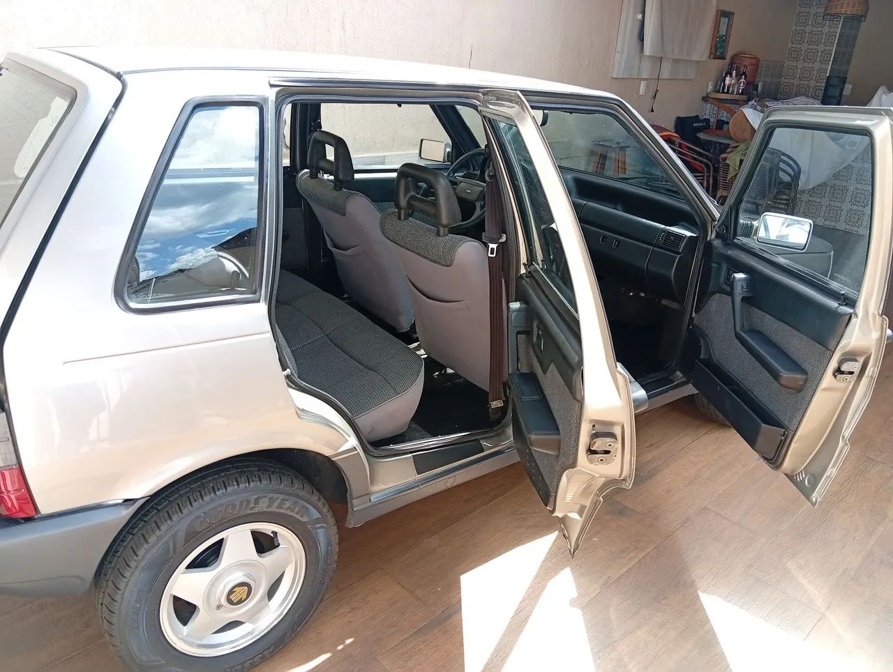 Fiat Uno 1.6 MPI 2P E 4P 1995 - Foto 5