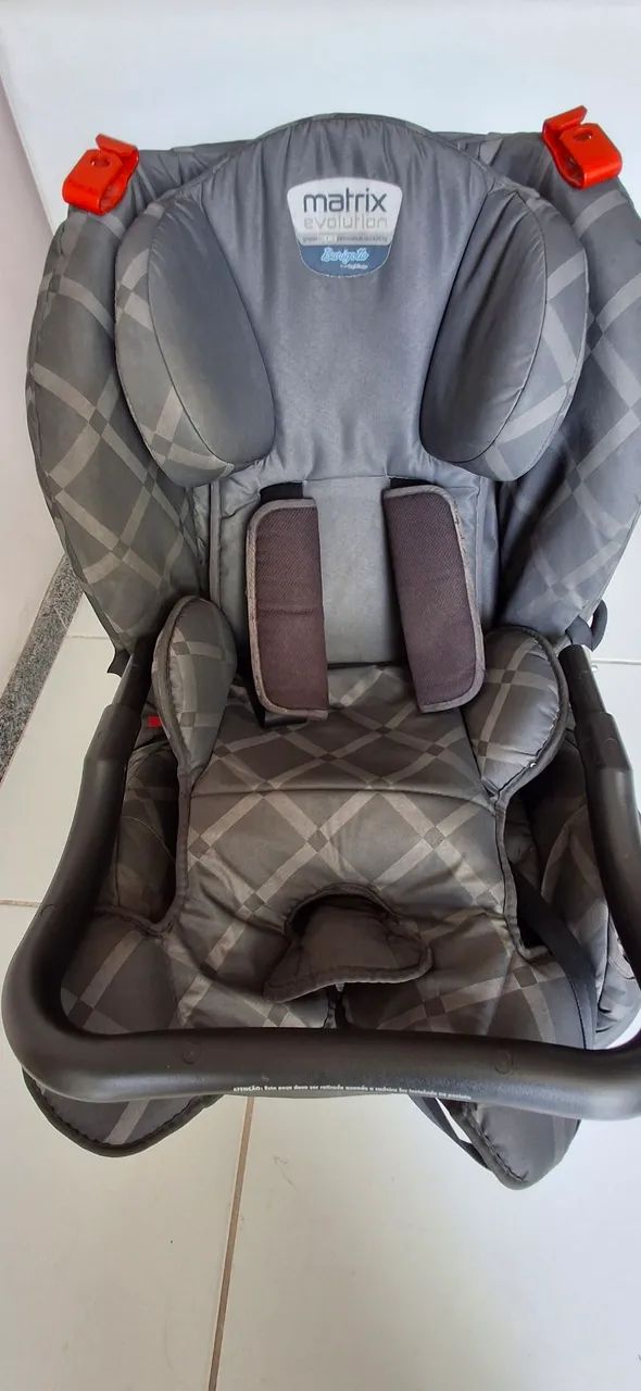 Cadeira bebê conforto para automóvel 