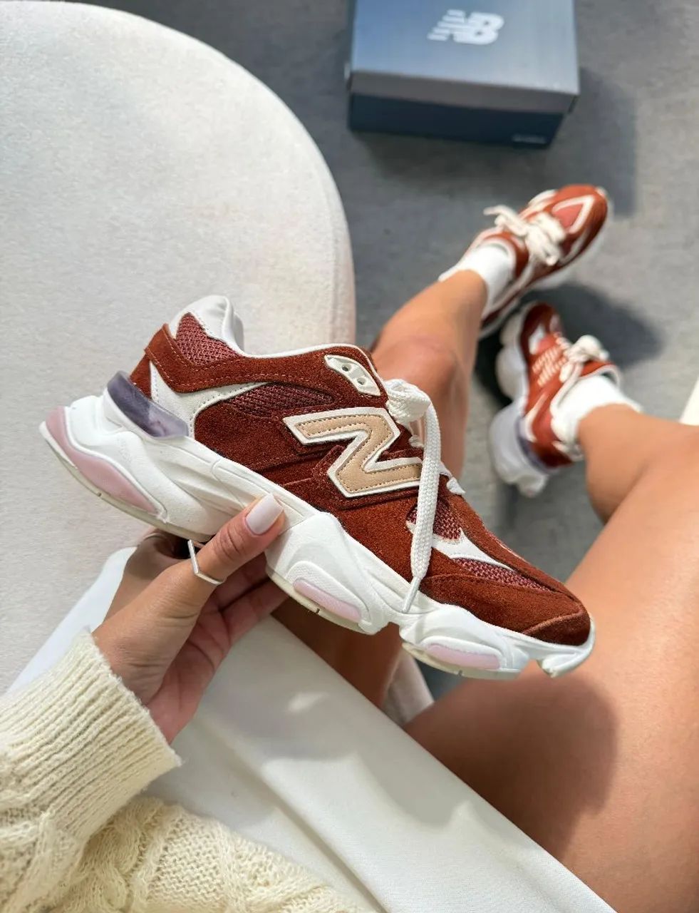 Tênis New Balance 9060 Prime couro Camurça Premium  - Foto 2